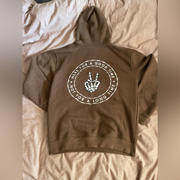Men’s Brown Large Hoodie with design on the back. - Picture 2 of 3